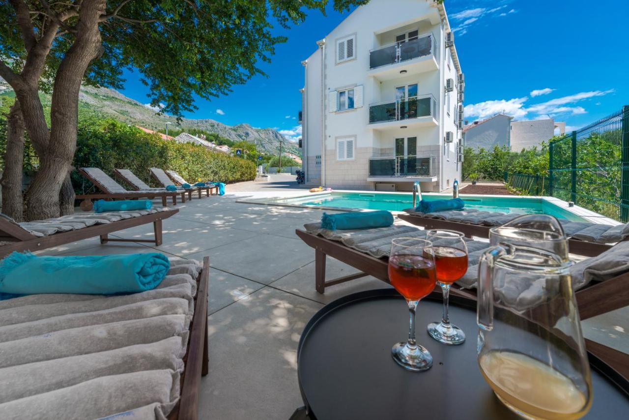 Villa Gold Residence 2 米利尼 外观 照片