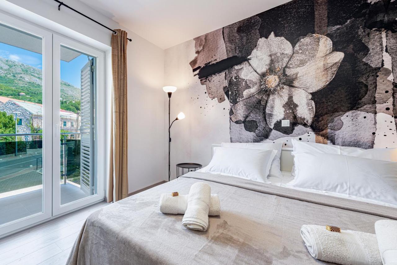 Villa Gold Residence 2 米利尼 外观 照片