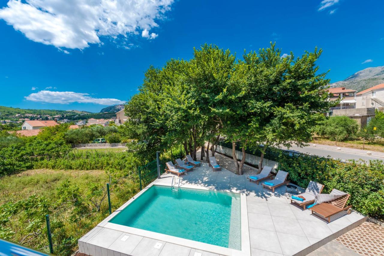 Villa Gold Residence 2 米利尼 外观 照片
