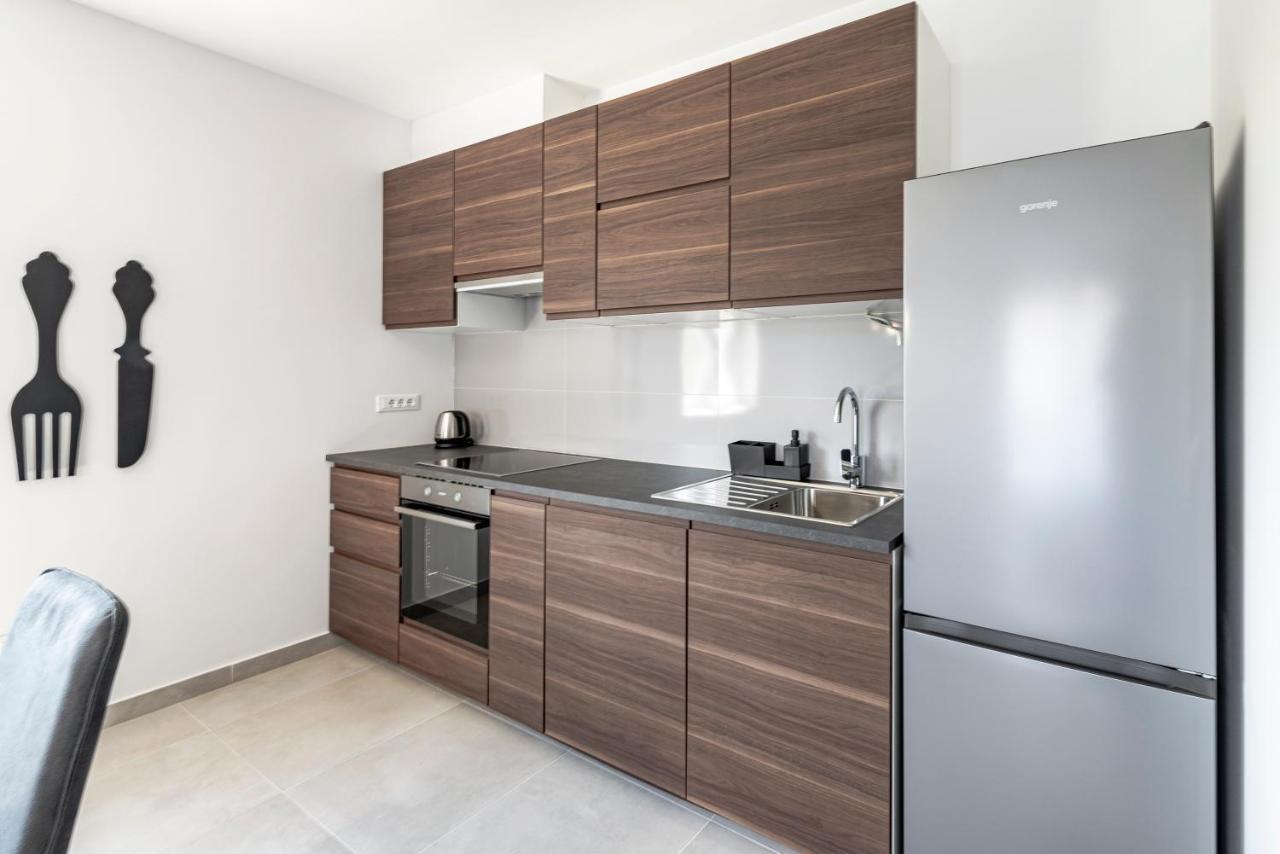 Villa Gold Residence 2 米利尼 外观 照片