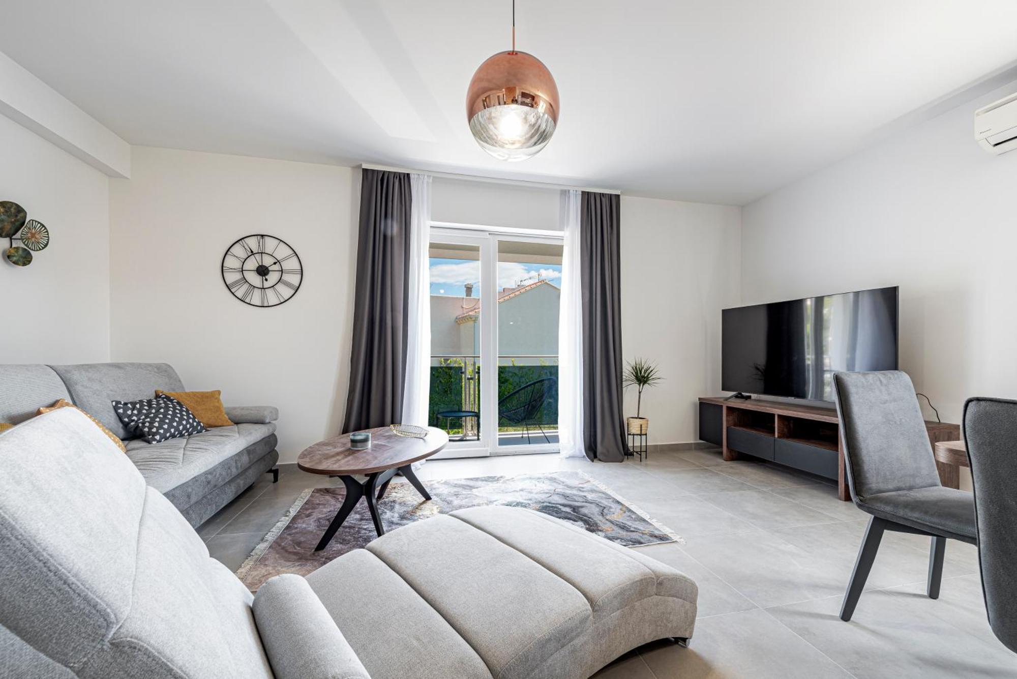 Villa Gold Residence 2 米利尼 外观 照片